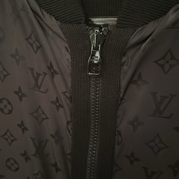 Louis Vuitton Monogram Reversible Bomber Unisex NWT size S - Picture 2 of 8